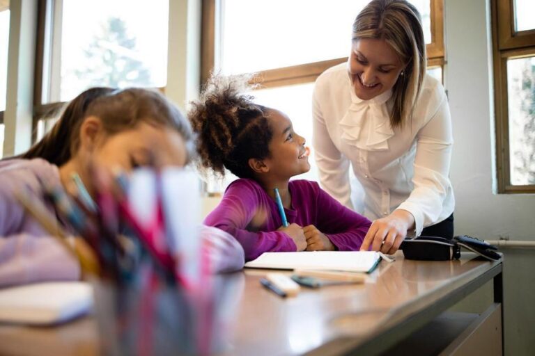 Atividades de contação de histórias para volta às aulas