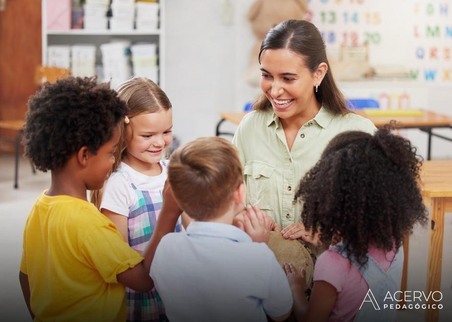 Benefícios das brincadeiras no desenvolvimento infantil